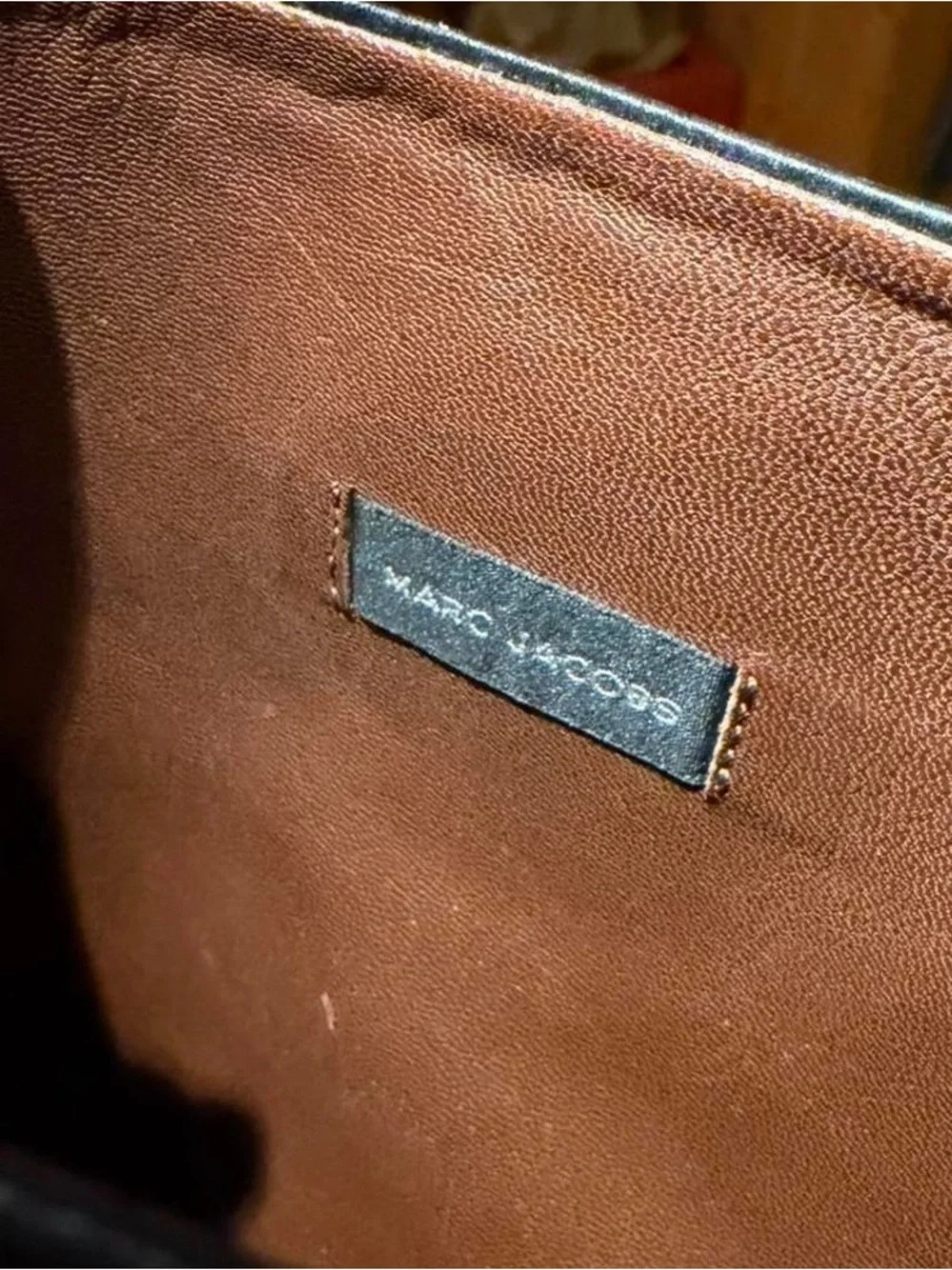 Marc Jacobs Black Leather Handbag Interior Label Detail